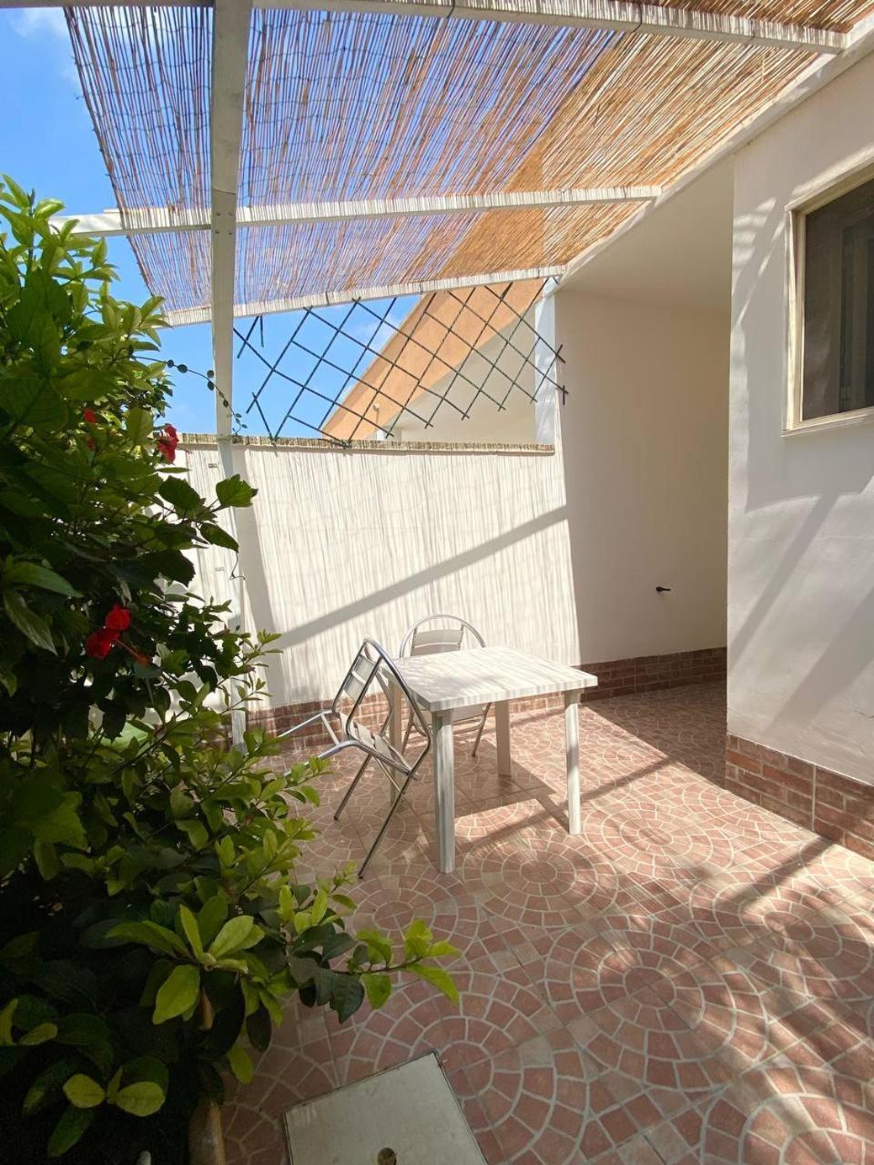 B&B Vistadamare Torre Specchia Ruggeri Eksteriør bilde